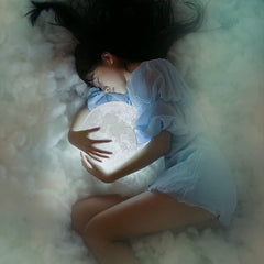 3D svetilka Luna z leseno podlago, 15 cm – LED nočna lučka za dekoracijo