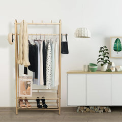 Kovinsko Stojalo za Oblačila s 4 Kljukami in 2 Policama za Čevlje