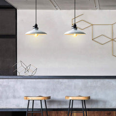 Viseča svetilka bela E27 kovinska retro