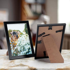 Set 18 črnih okvirjev za slike 10 x 15 cm za stensko in namizno uporabo