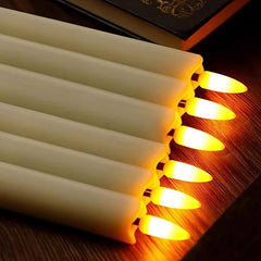 Komplet 12 belih LED sveč s plamenom in daljincem