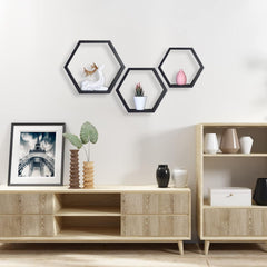 Stenske šestkotne police za dnevno sobo