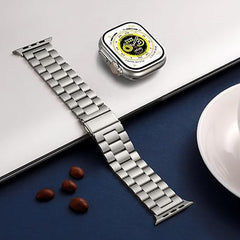 Kovinski pašček za uro Apple Watch Ultra - Titan