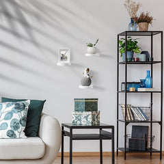 Okrogli leseni stenski regali – komplet treh belih polic