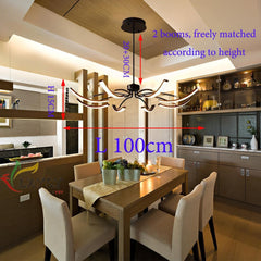 Črna LED stropna svetilka z 8 svetlobnimi glavami in daljinskim upravljalnikom