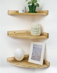 komplet 3 Lesenih polic z odprtino za kable 30cm