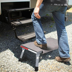 GARDTECH Zložljiva aluminijasta stopnica s preprogo